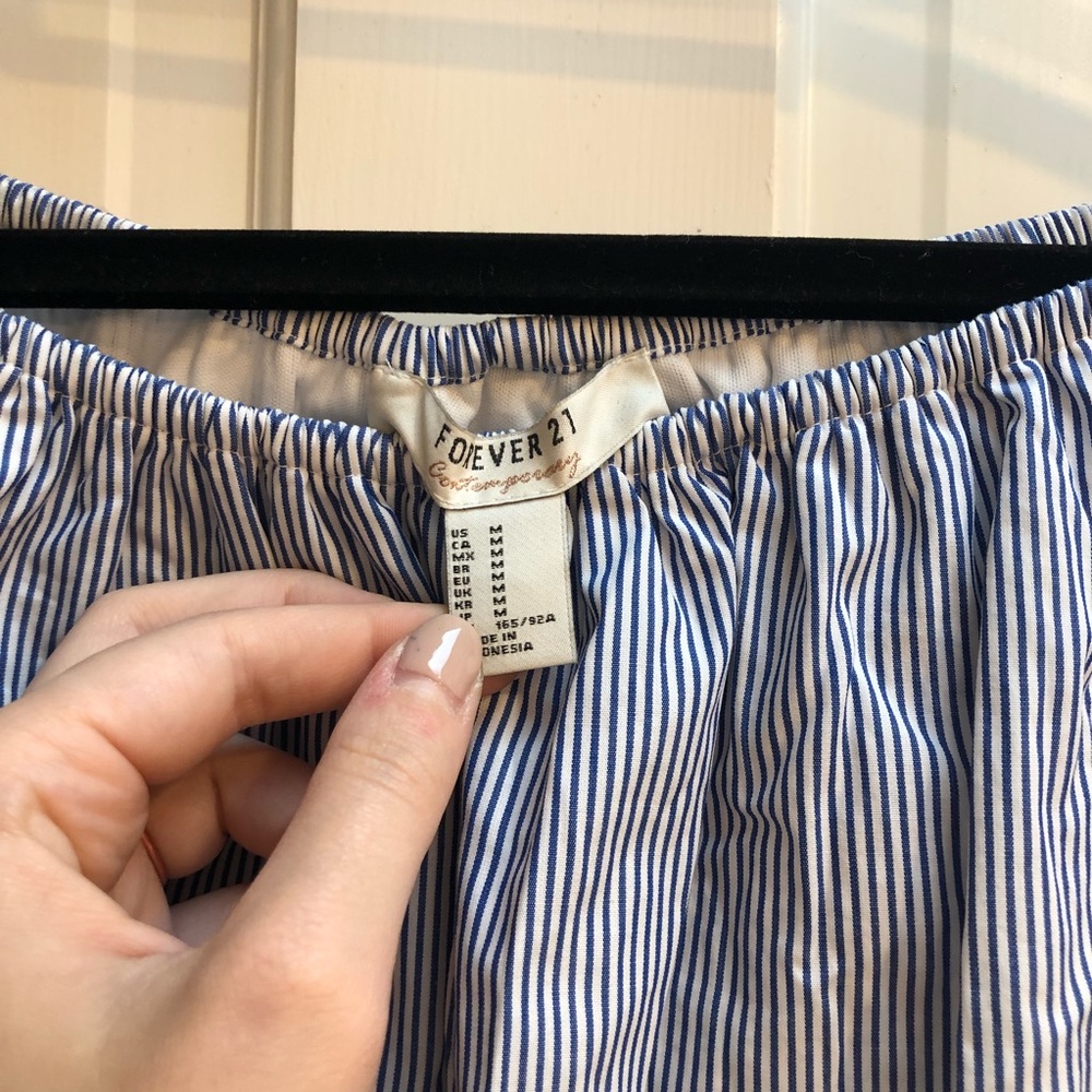 Forever 21 Blue/White Stripe Off Shoulder Crop Top - Picture 3 of 3